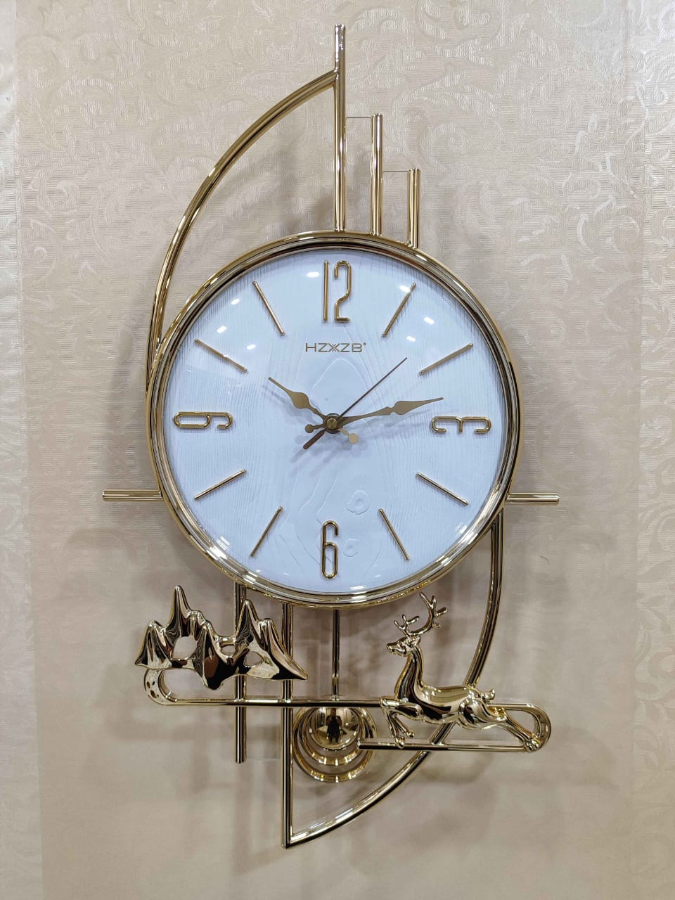 Luxury Gold Wall Clock with Reindeer Desig