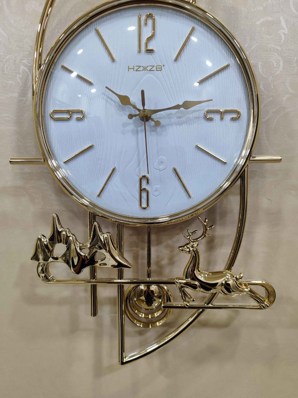 Luxury Gold Wall Clock with Reindeer Desig