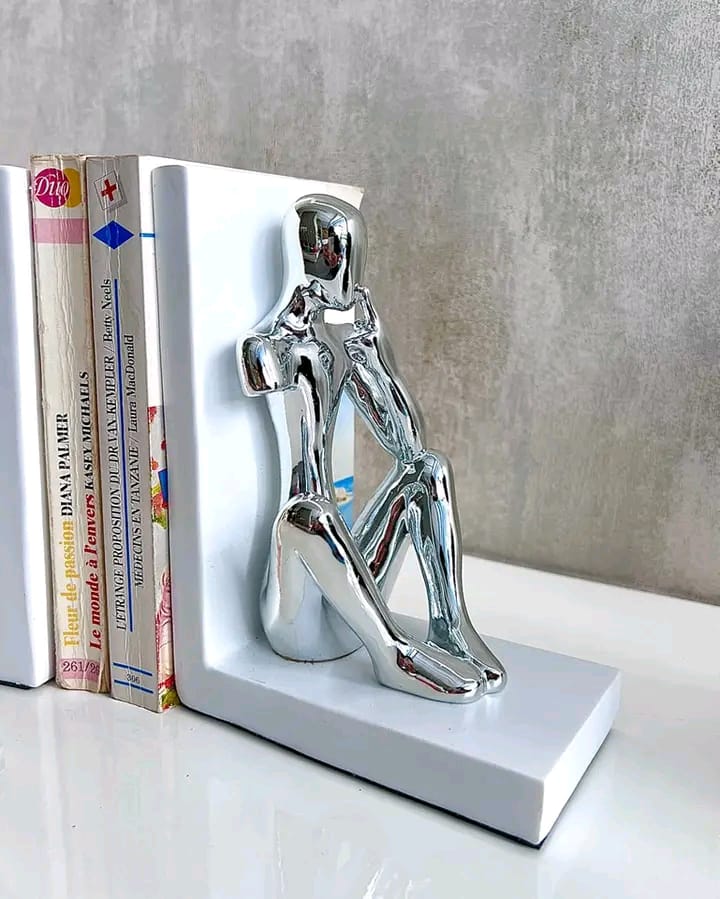 Menbookend