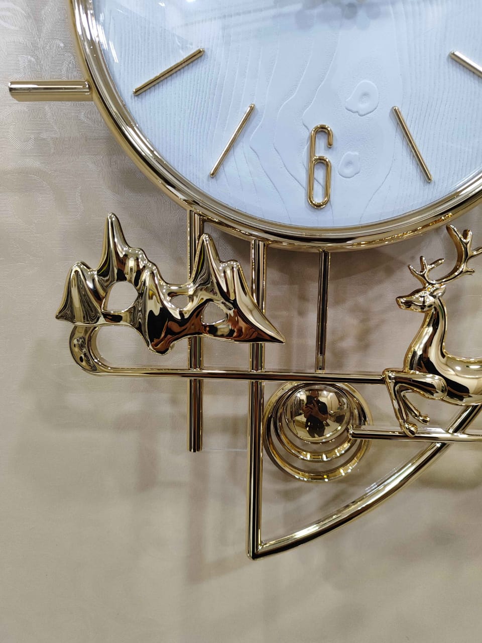 Luxury Gold Wall Clock with Reindeer Desig