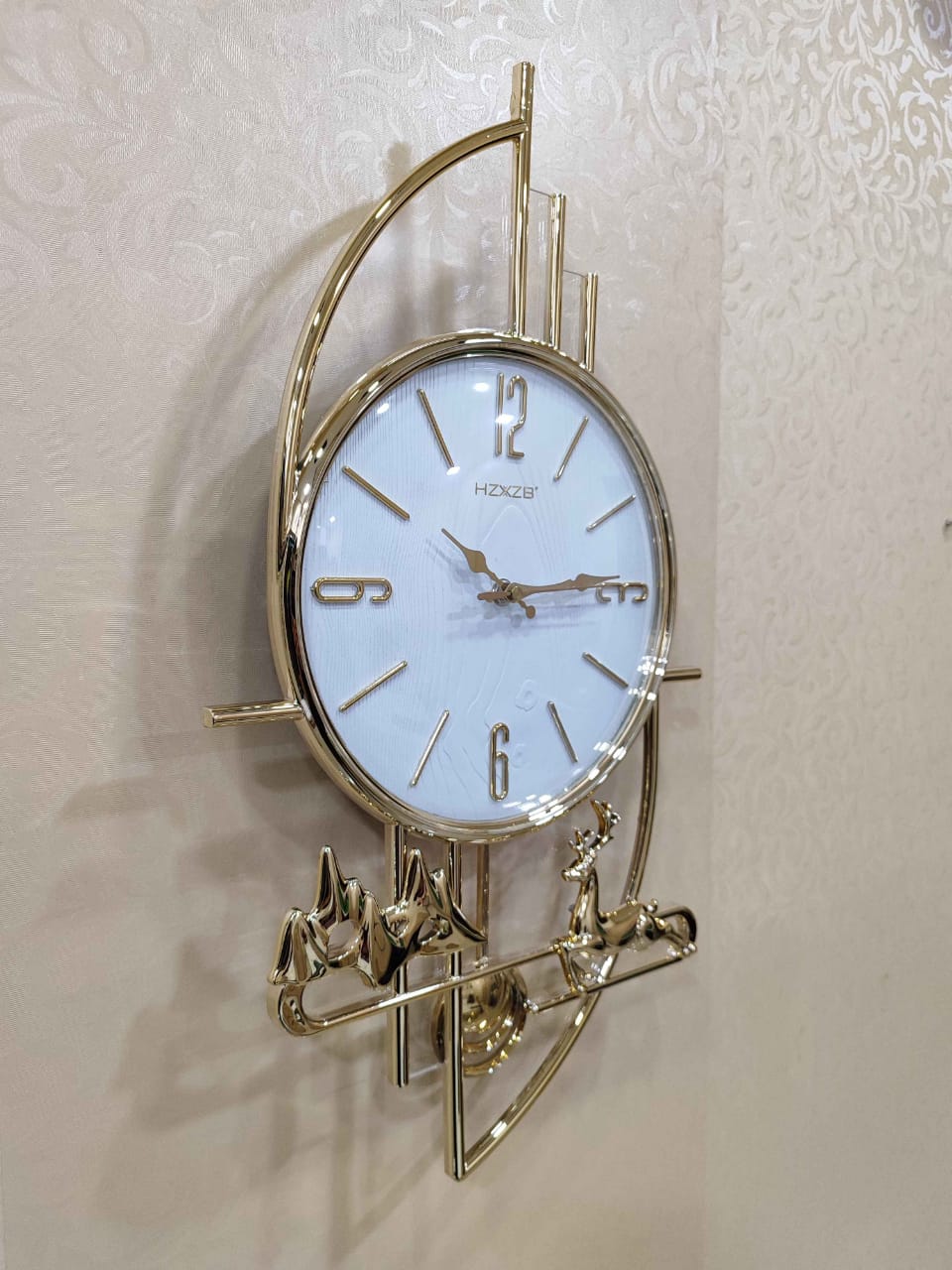 Luxury Gold Wall Clock with Reindeer Desig
